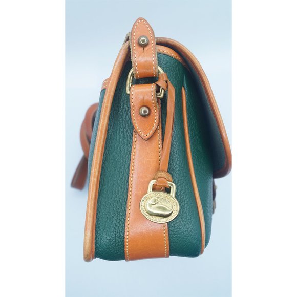 Meet your Posher, Ellna - Picture 3 of 16